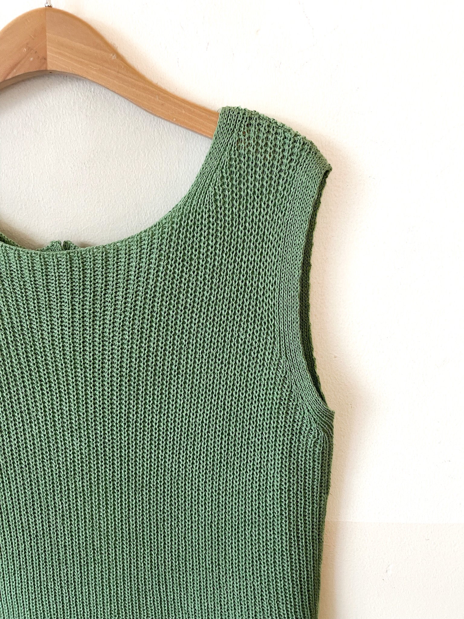 Top Makel Green