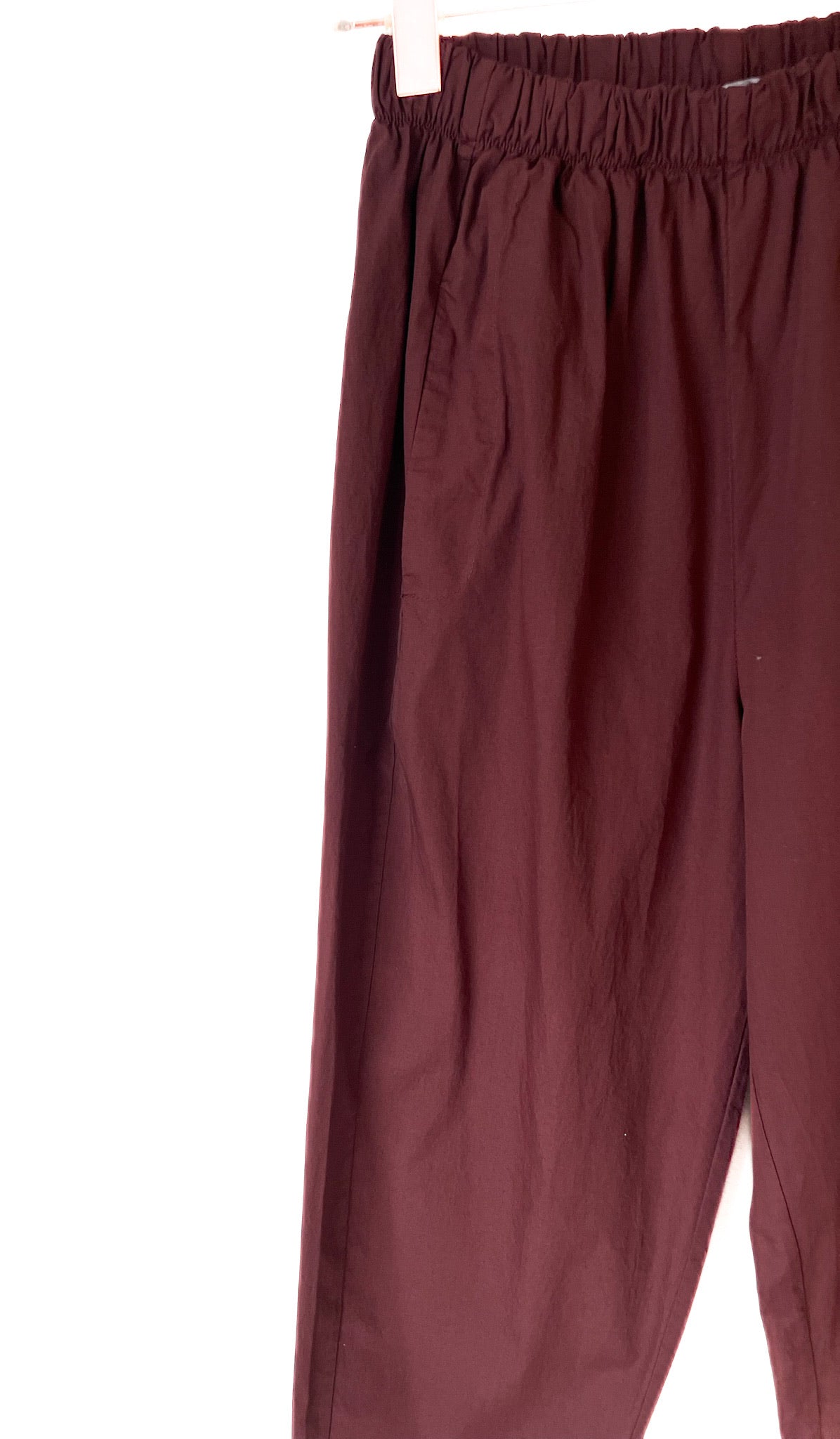 Pantalón Astrid Burdeos