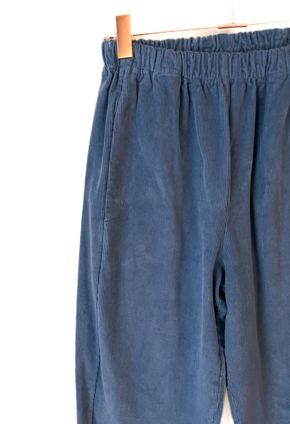 Pantalón Maialen urdin