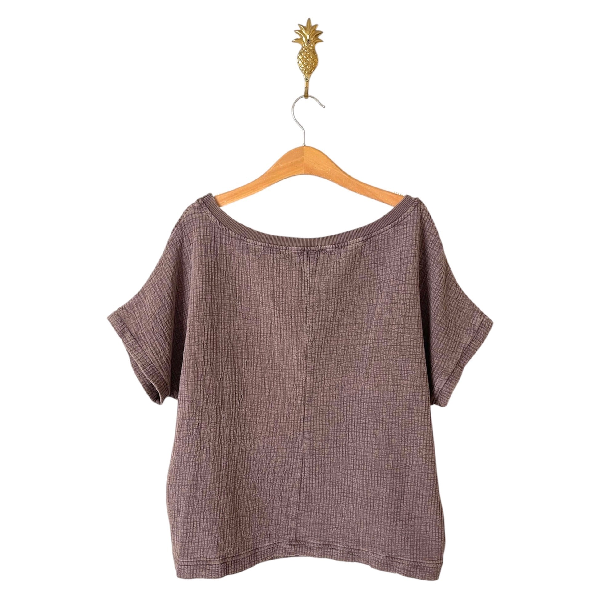 Top Astrabudu Morado