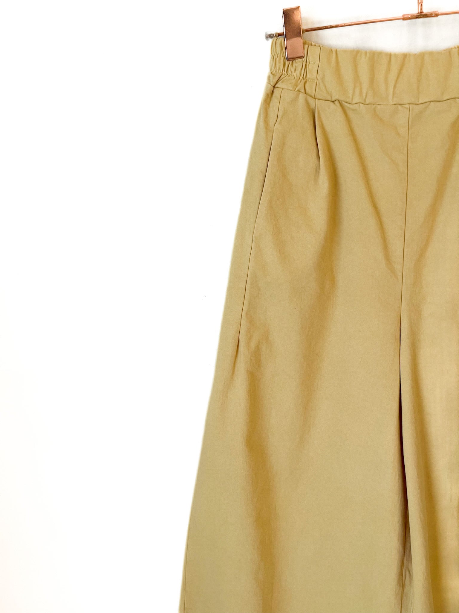 Pantalón Trazo Amarillo
