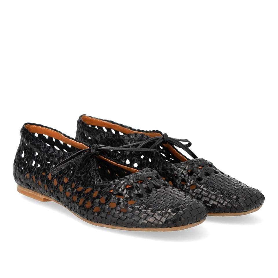 Bailarina Lali Black