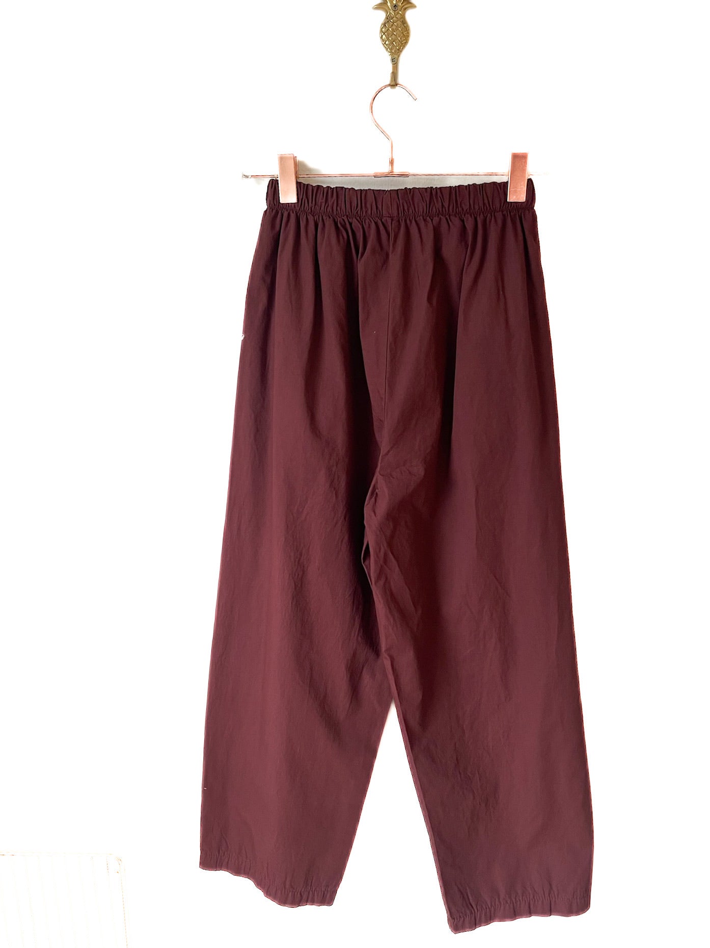 Pantalón Astrid Burdeos