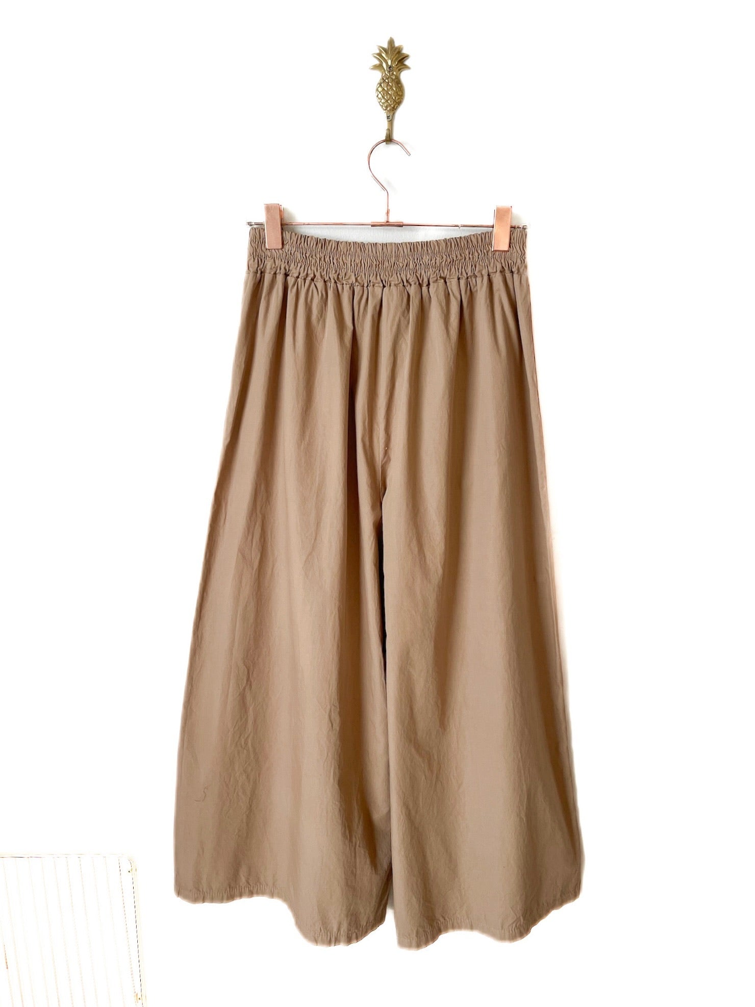 Pantalón Trazzo Camel
